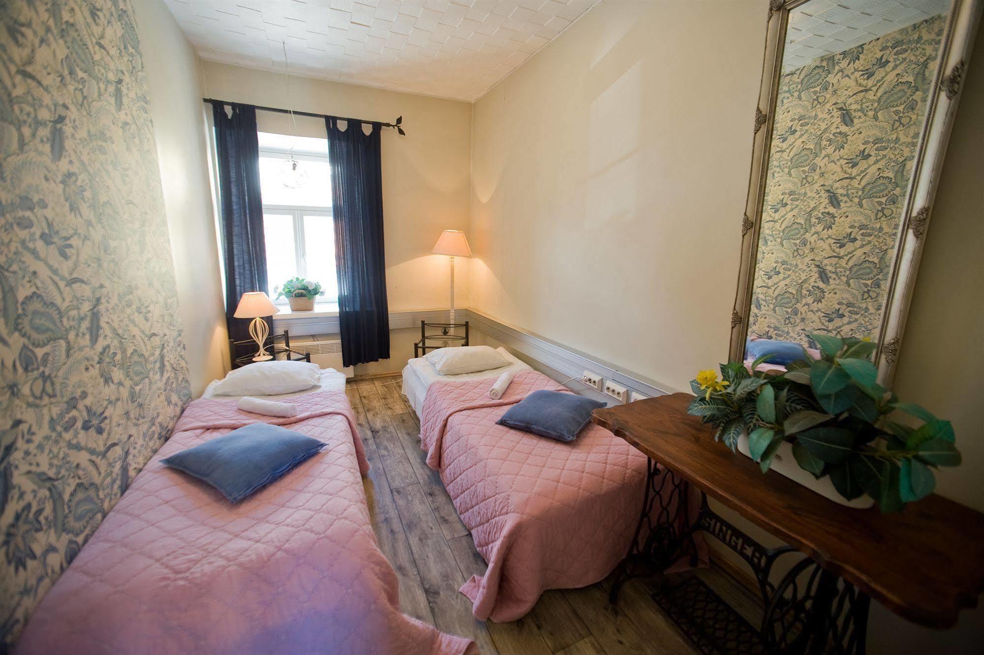 Oldhouse Hostel Tallinn Ngoại thất bức ảnh