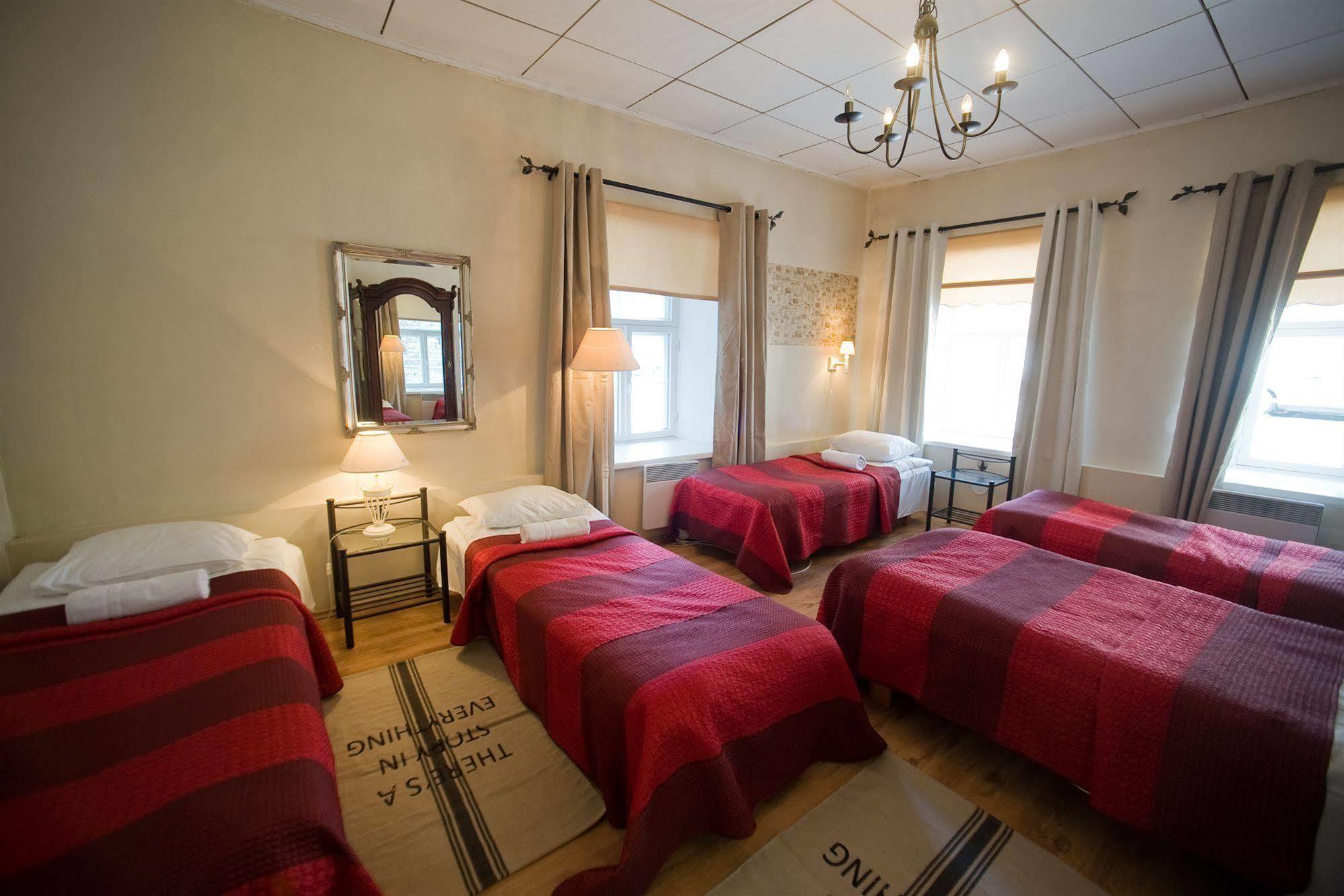 Oldhouse Hostel Tallinn Ngoại thất bức ảnh