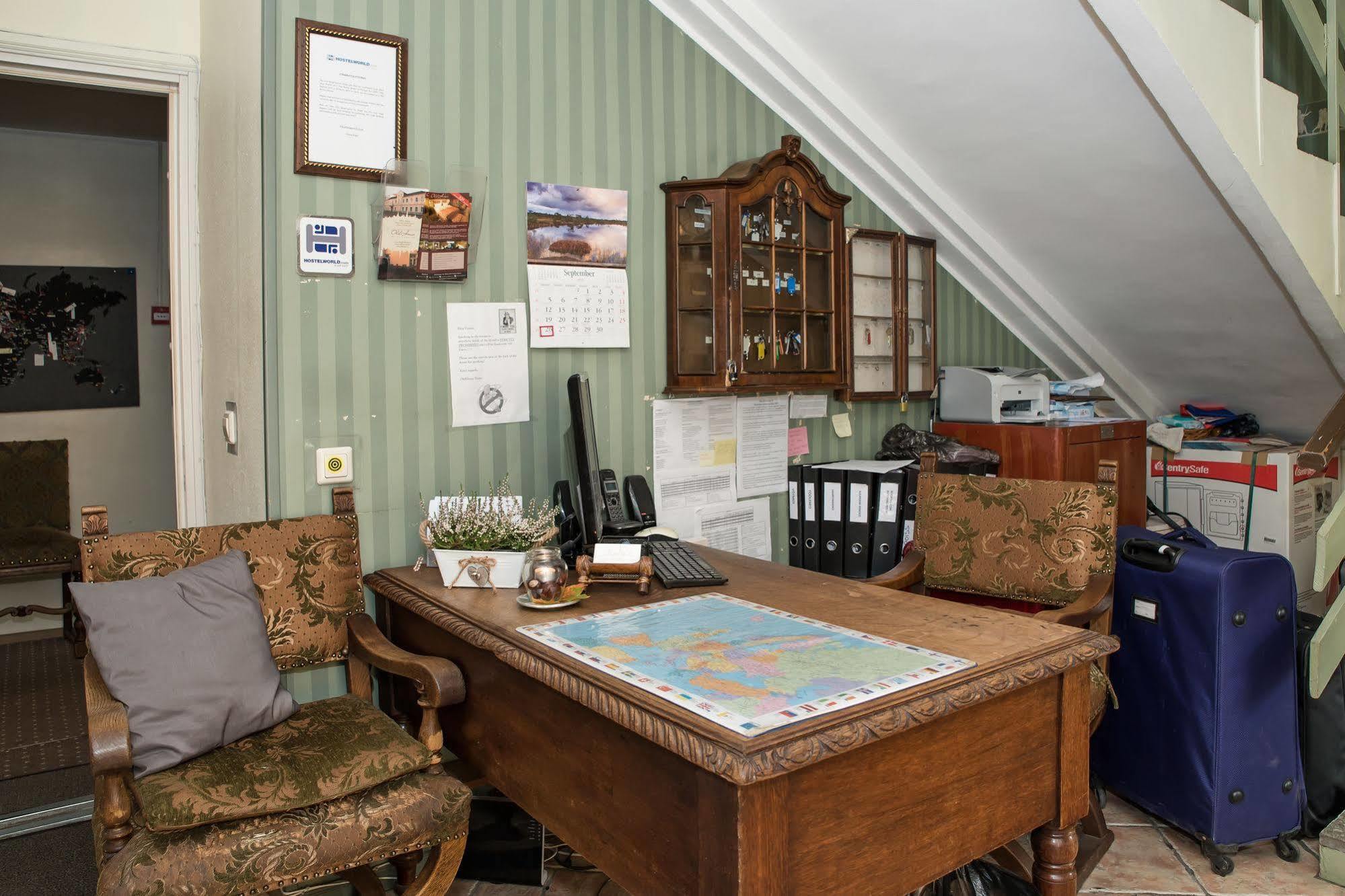 Oldhouse Hostel Tallinn Ngoại thất bức ảnh